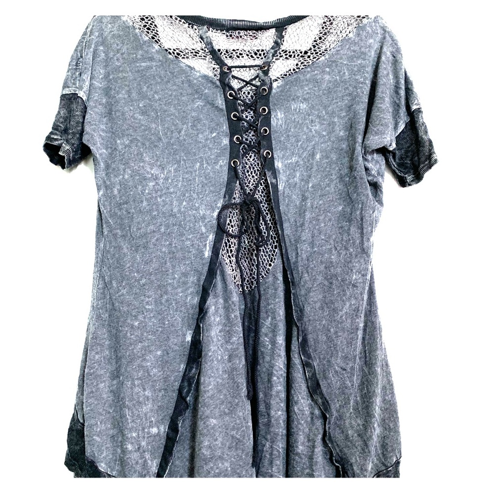 Lace/laceup T-shirt